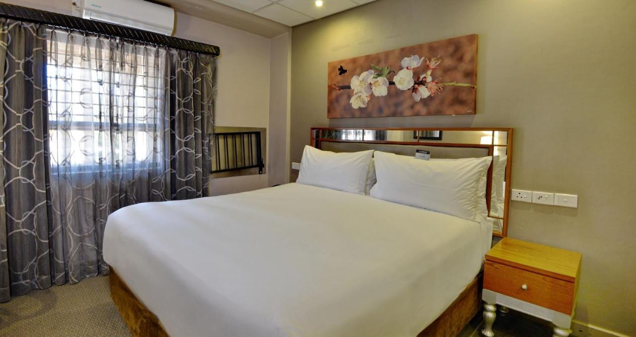 Anew Hotel Hatfield Pretoria Exterior foto