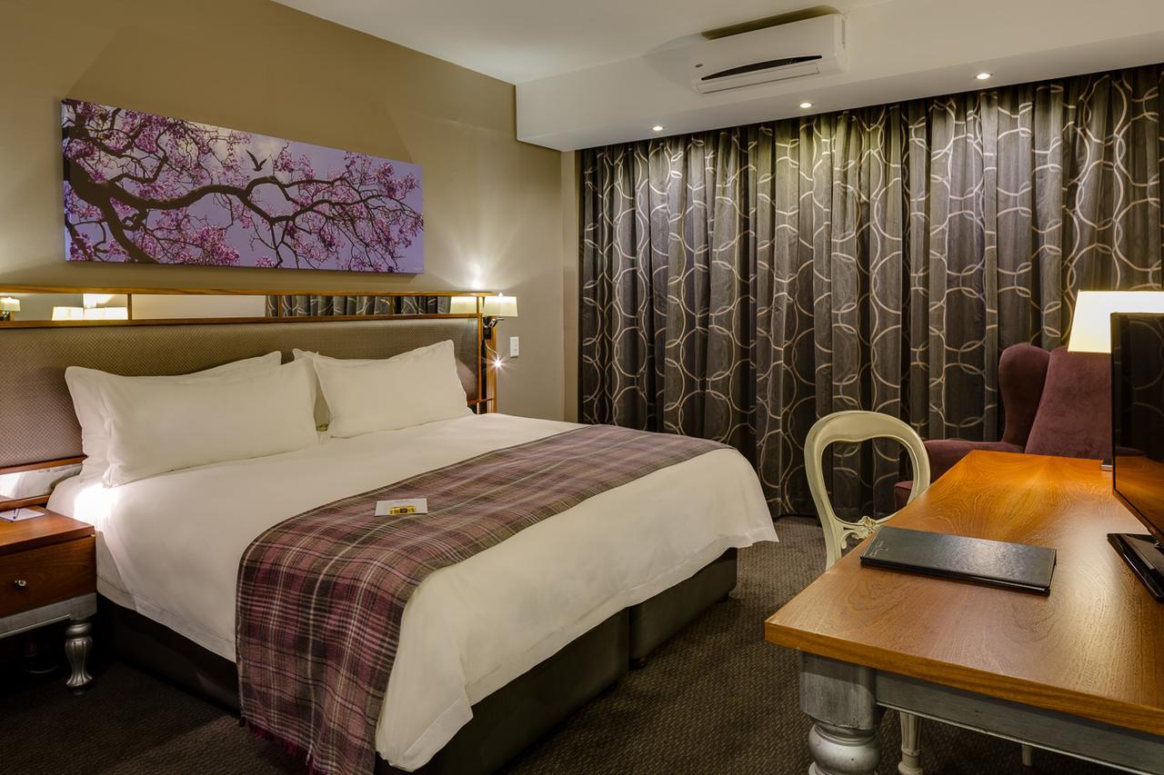 Anew Hotel Hatfield Pretoria Exterior foto
