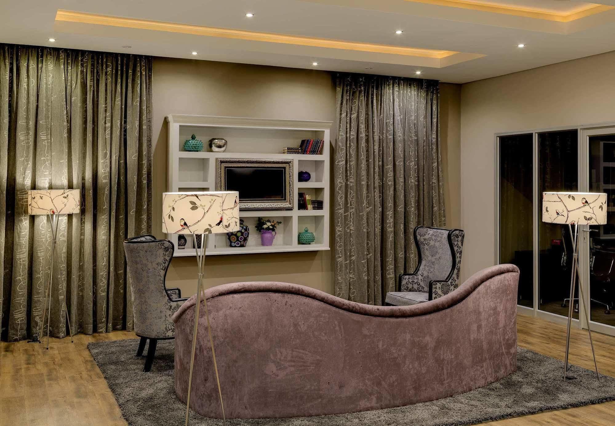 Anew Hotel Hatfield Pretoria Exterior foto